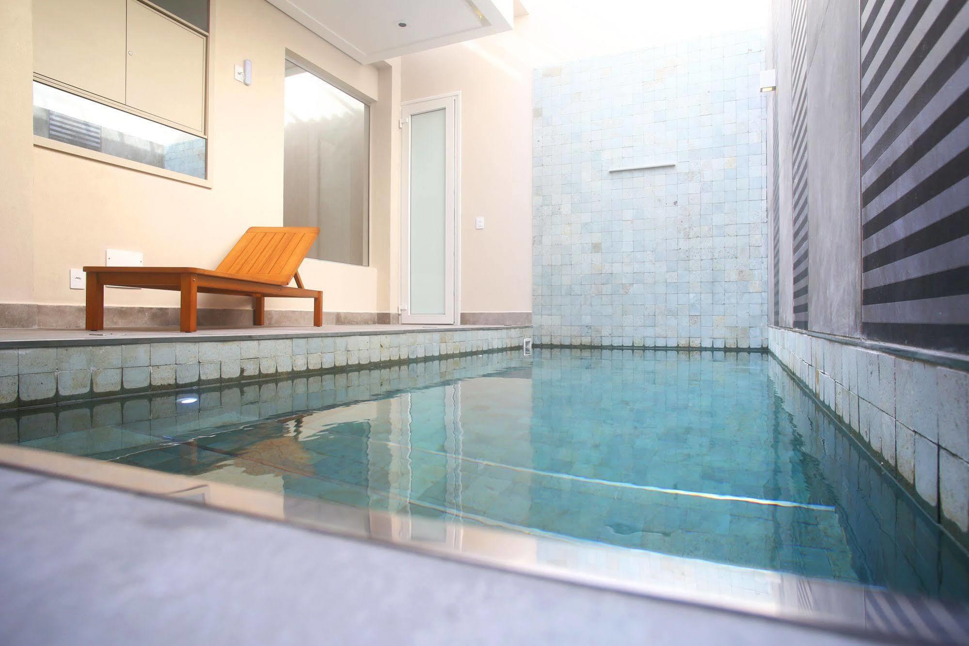 Love hotel Zaya Premium 3*