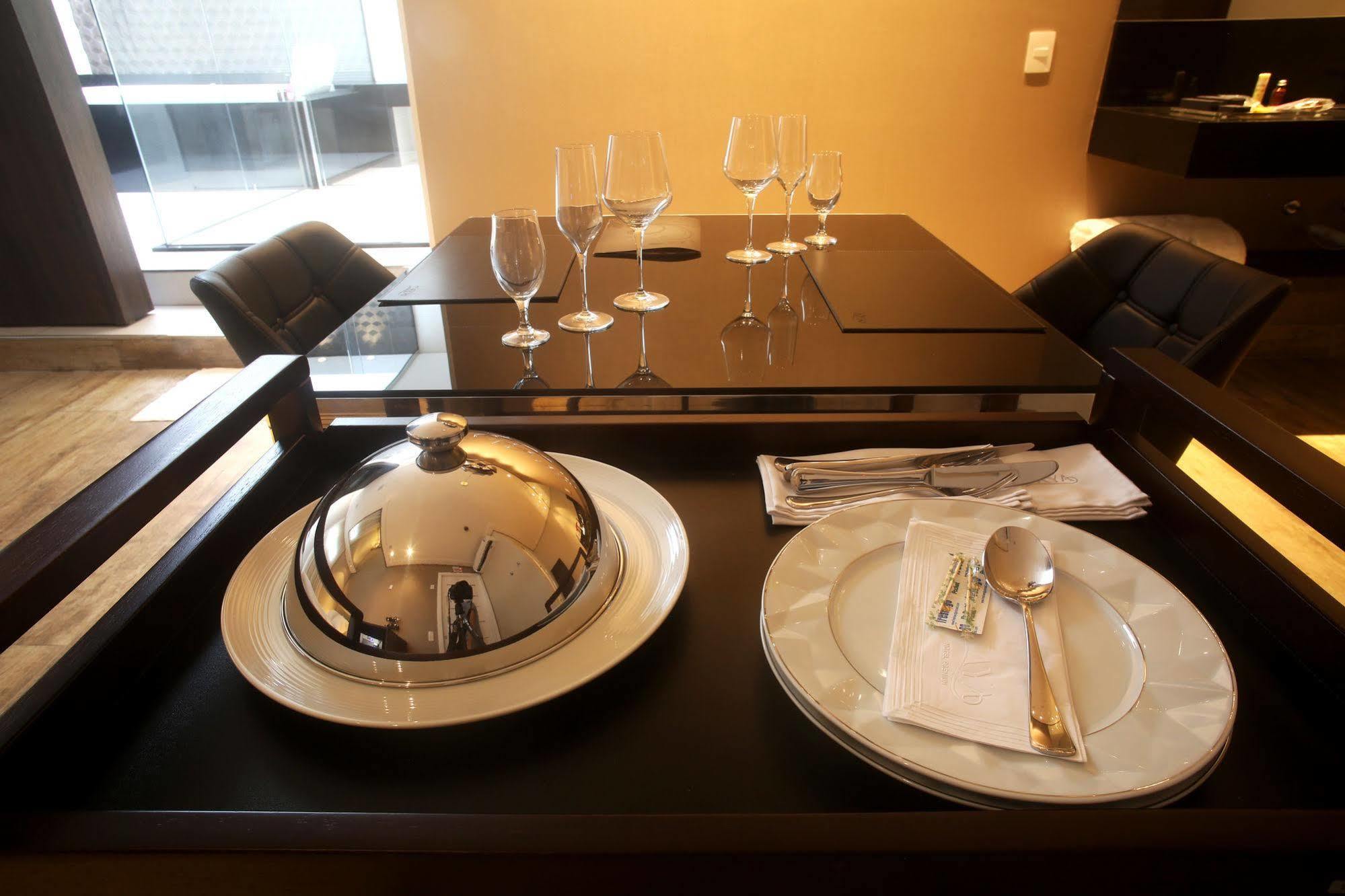 Love hotel Zaya Premium 3*