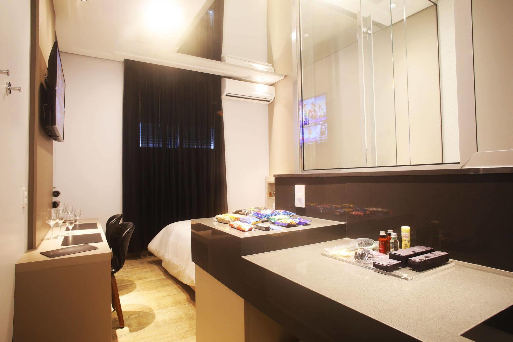 Love hotel Zaya Premium 3*
